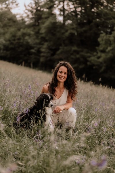 Julie Burkhardt - comportementaliste canin (R+) - Tao Académie - photo 3