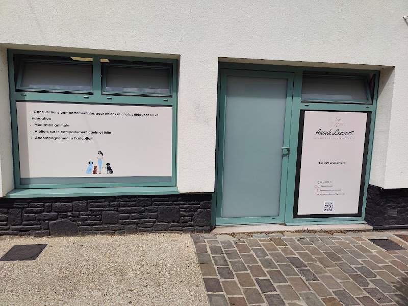 Anouk Lecourt - Comportementaliste/éducateur canin et félin - garderie canine 27