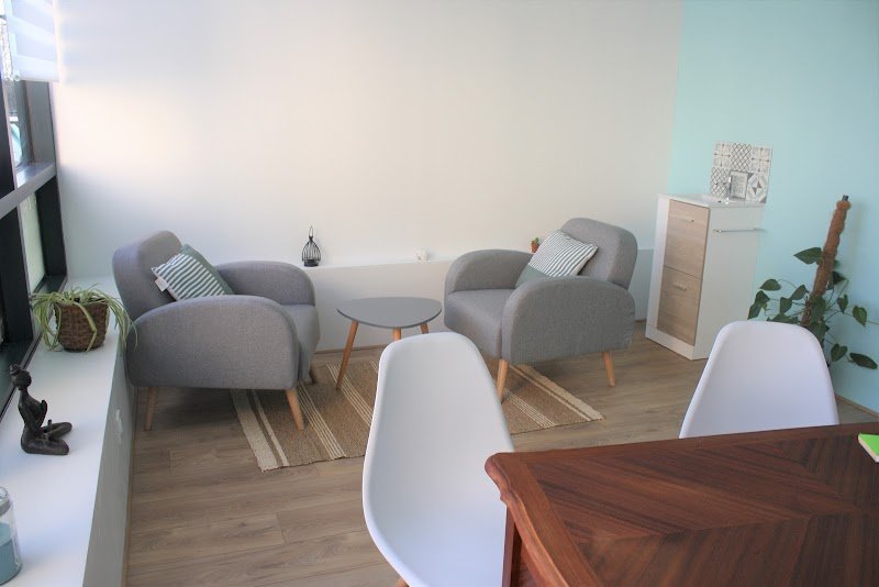 Emeline Lecouffe - Naturopathe & accompagnante sur le comportement alimentaire