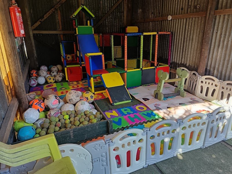 Rocky's Academy - Centre de loisirs canin, éducation et comportement du chien et services animaliers